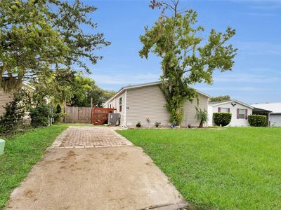 Property at 16 CAYMAN CIRCLE, Umatilla, FL