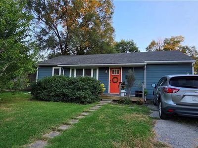 709 W Poor St