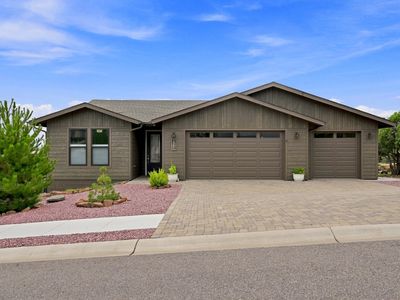 1507 W Wagon Trl