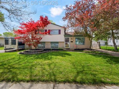 327 Tecumseh St