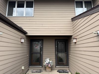 141 South Lakeshore DRIVE #E4