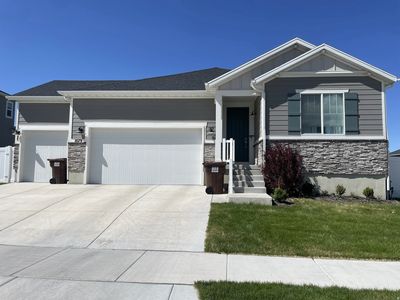 1079 E Horse Rider Dr
