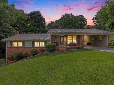 352 William Ln