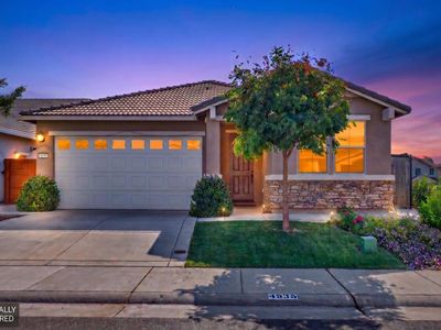 4935 Sassafras Way