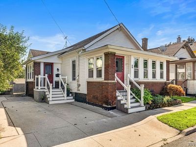 54 Hill St