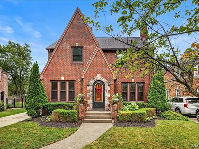 212 Brantwood Rd