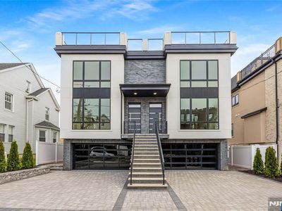49 Lincoln Ave
