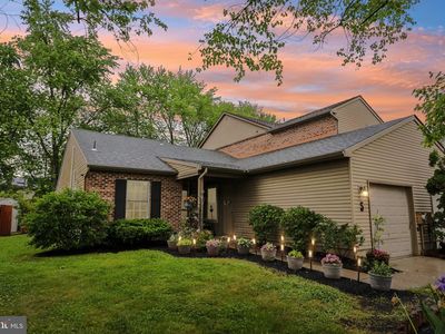 5 E Oleander Dr