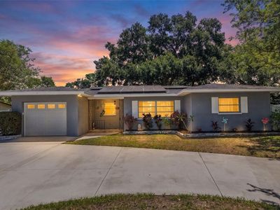 983 Emerson Dr