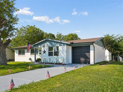 2818 Lowell Dr