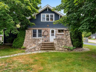 112 S Hudson Ave