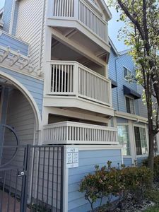 601 Arcadia Ter UNIT 204