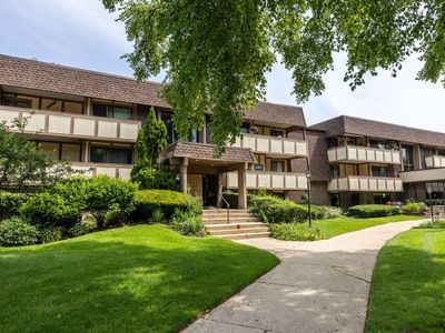 433 Cavalier Ct APT 101A