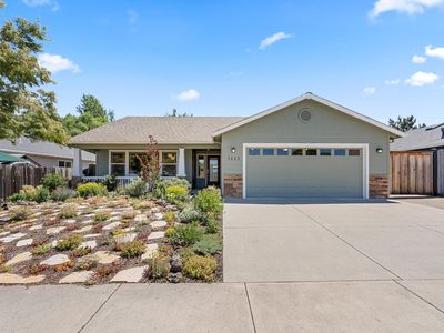 1443 Elaine Way