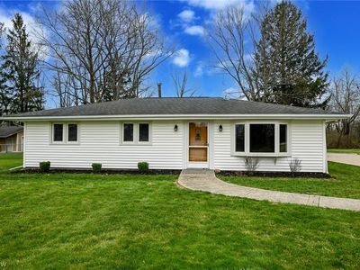 3826 Saint Nicholas Dr