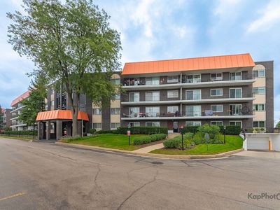 4949 Golf Rd APT 105