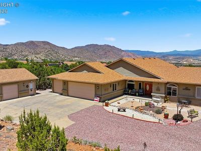 24 Eagle Crest Dr