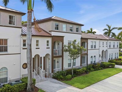 4425 SW 160th Ave APT 213