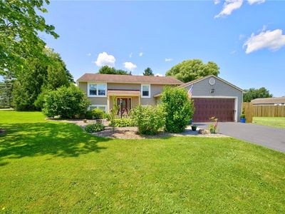 5765 Coppersmith Trl