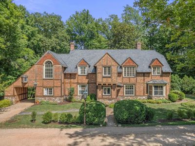 2512 Liberty Hall Ln