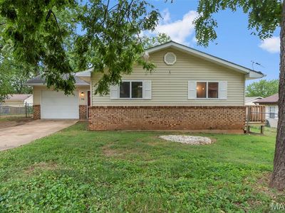 906 Glencoe Dr