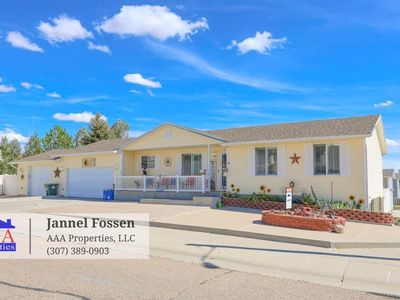 3228 Magnolia Dr