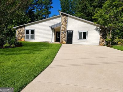3751 Riverchase Cir