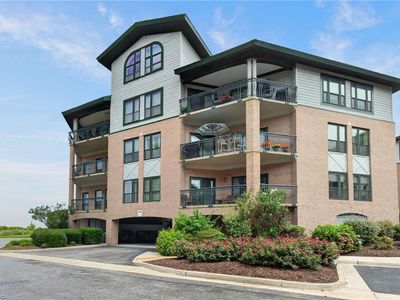 3244 Page Ave APT 204