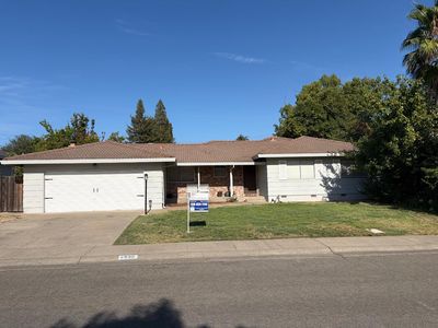 4936 Brookglen Way