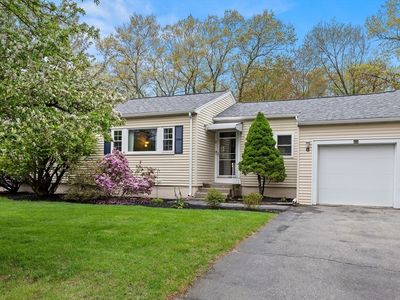 111 Locke Rd