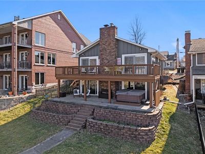 82 Anchor Dr
