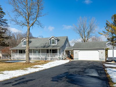 9285 Willow Rd