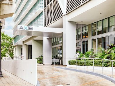 1111 SW 1st Ave APT 3216