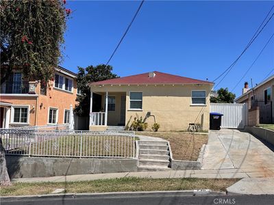 715 W Graves Ave