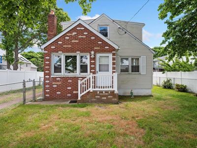 137 William Floyd Parkway