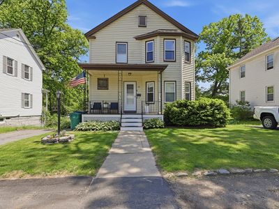 23 Plain St
