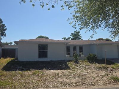 11014 Tamarix Ave