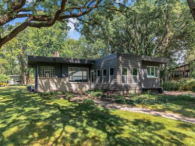 123 Talmadge Way NE