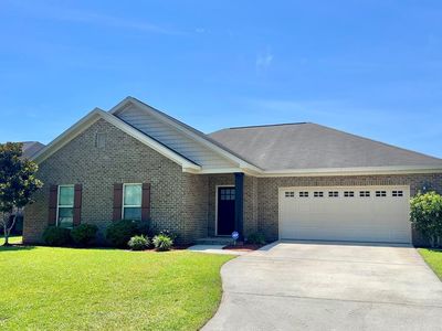 102 Middlebury Ct