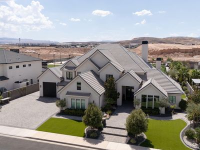 3908 S Quarry Ridge Dr