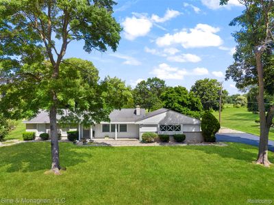 3052 Angelus Dr