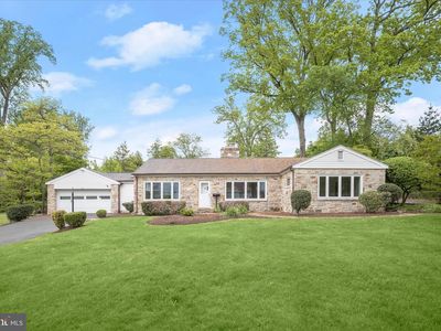 11 Seminole Ave