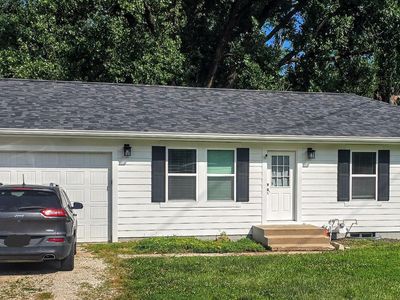 3650 NE Applewood Dr