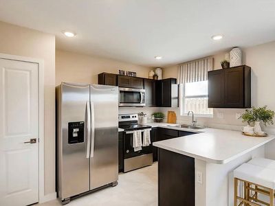 545 NE 4th St #545