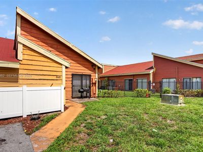 2422 NW 55th Ter