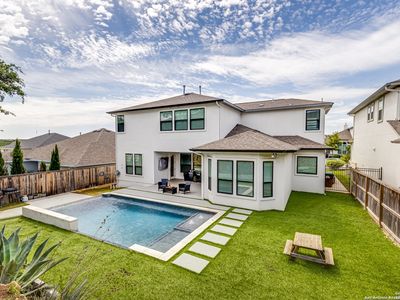 8511 Nichols Sky