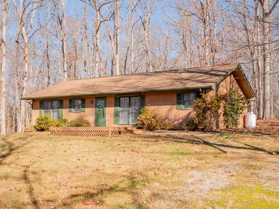 Property at 604 Surrey Dr, Huddleston, VA