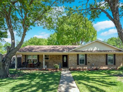 1906 Spring Valley Dr