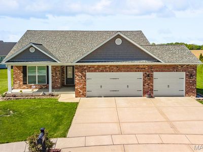 Property at 660 Willowbrook Way, O'Fallon, IL