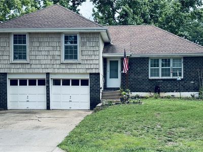418 SW Sunset Dr
